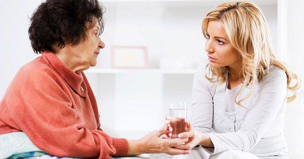 6 Tips Saat Menjenguk Orang Sakit, Biar Gak Ketularan Sakit!