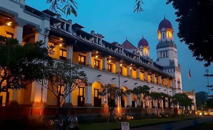 Instagram.com/lingkarsemarang