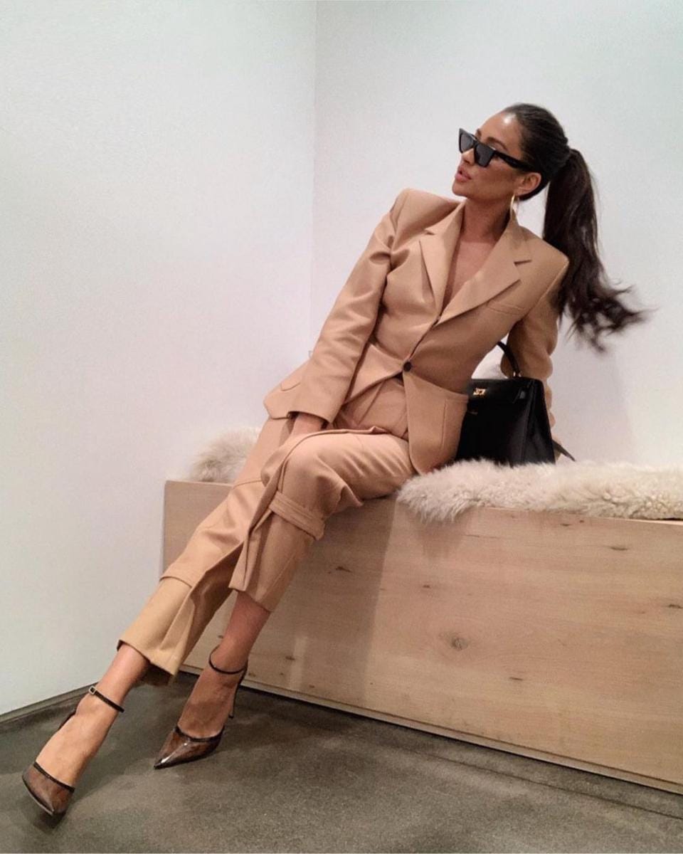 Instagram.com/shaymitchell