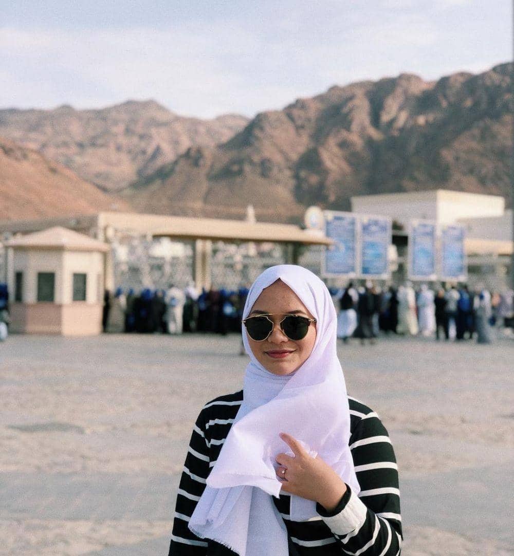 instagram.com/amelcarla