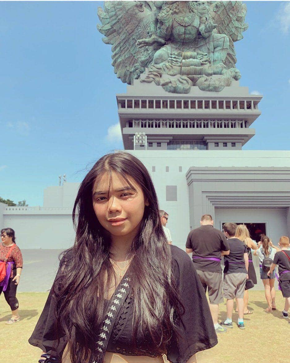 instagram.com/rena2799