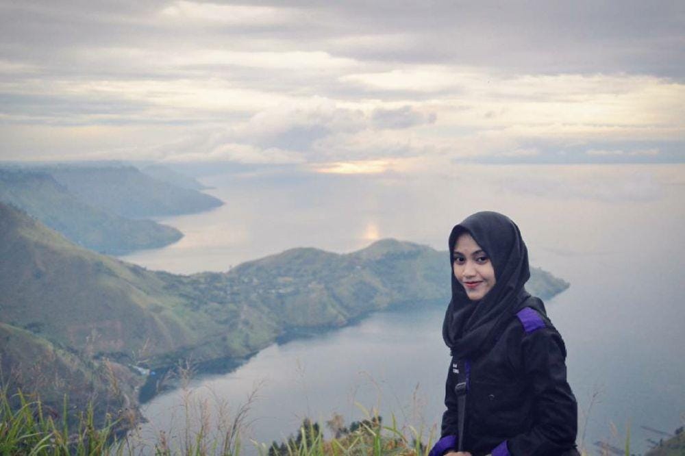 Instagram @elviasiregar_21