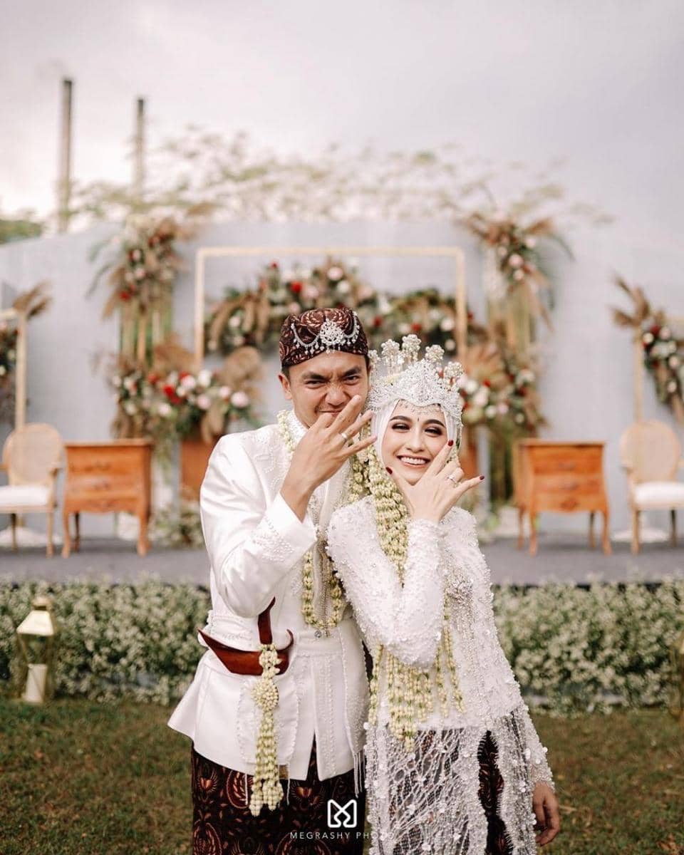 instagram.com/helminursifah