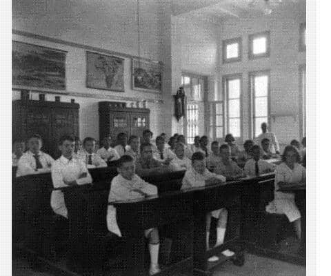 colonialarchietercture.eu