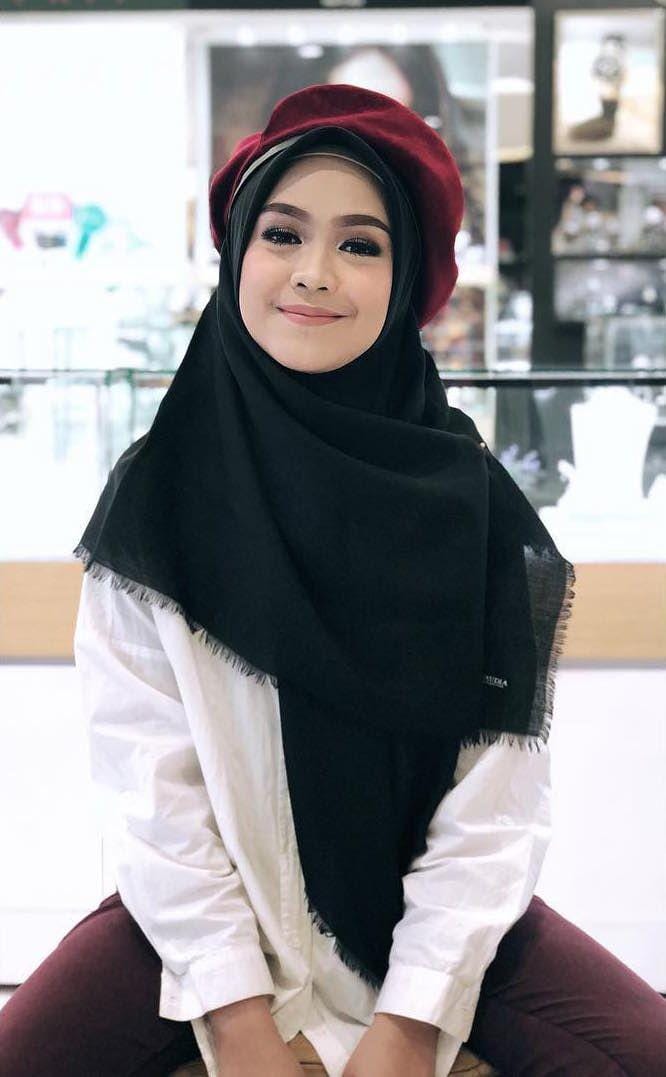 instagram.com/riaricis1795