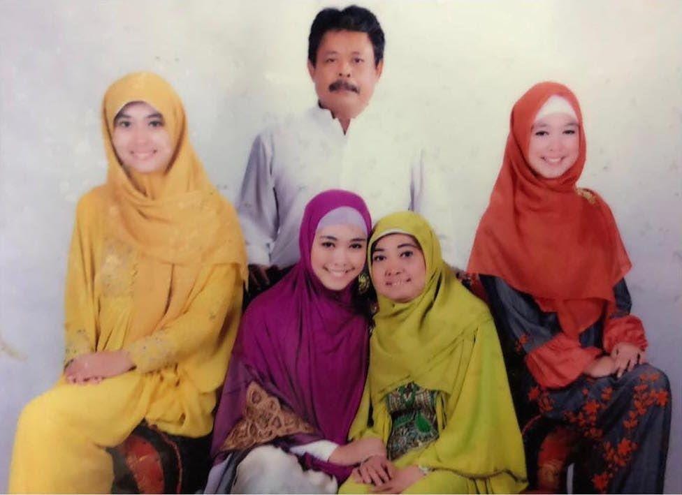 instagram.com/okisetianadewi