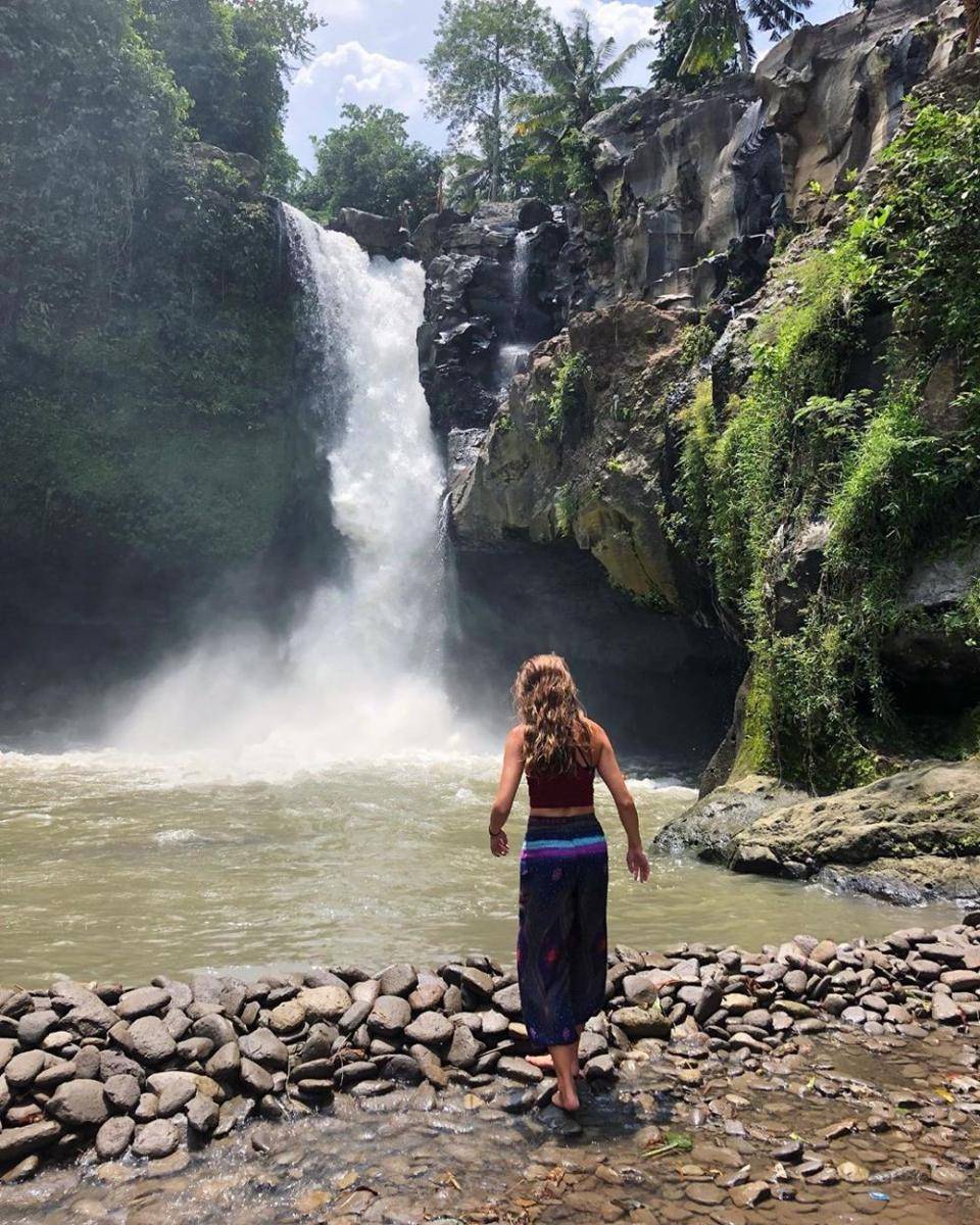 instagram.com/_emilyabroad
