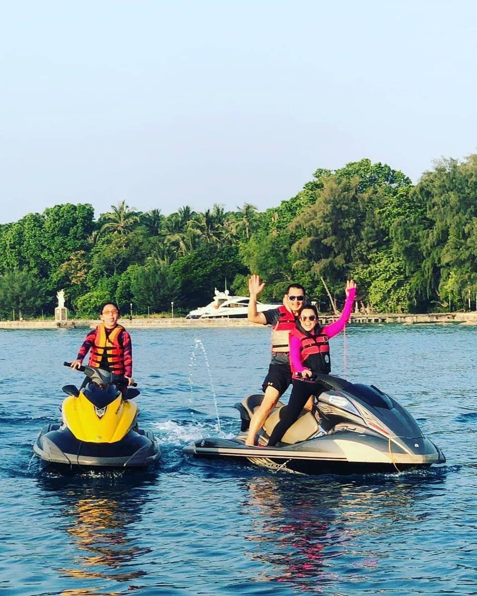 instagram.com/mayangsaritrihatmodjoreal