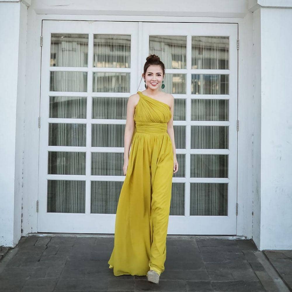 instagram.com/bellashofie_rigan