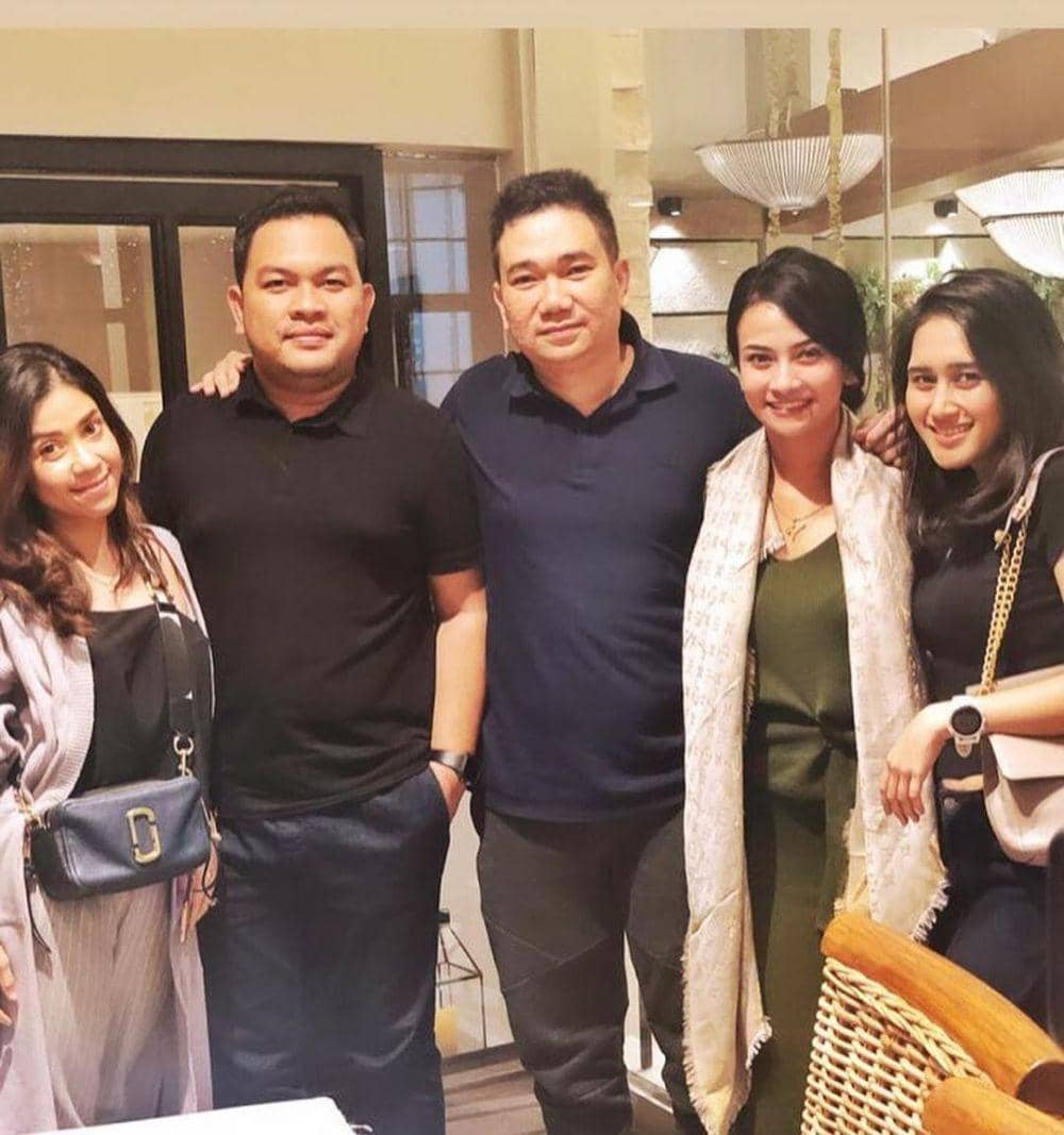 instagram.com/vanessaangelofficial