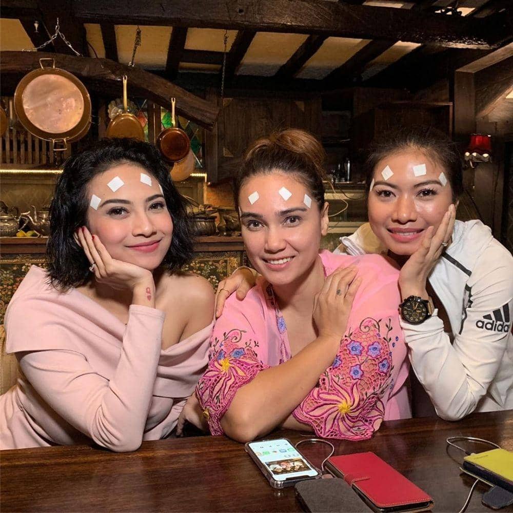 instagram.com/febyfebiola_