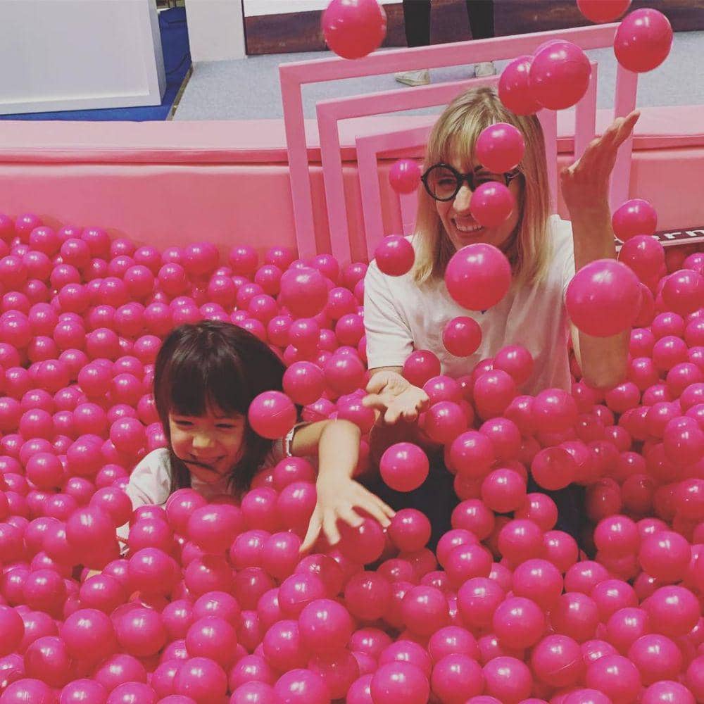 instagram.com/lolagin