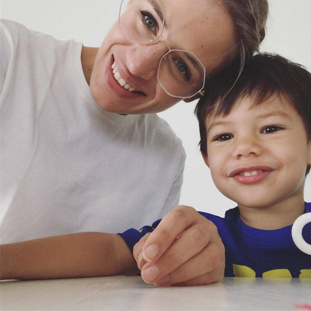 instagram.com/lolagin