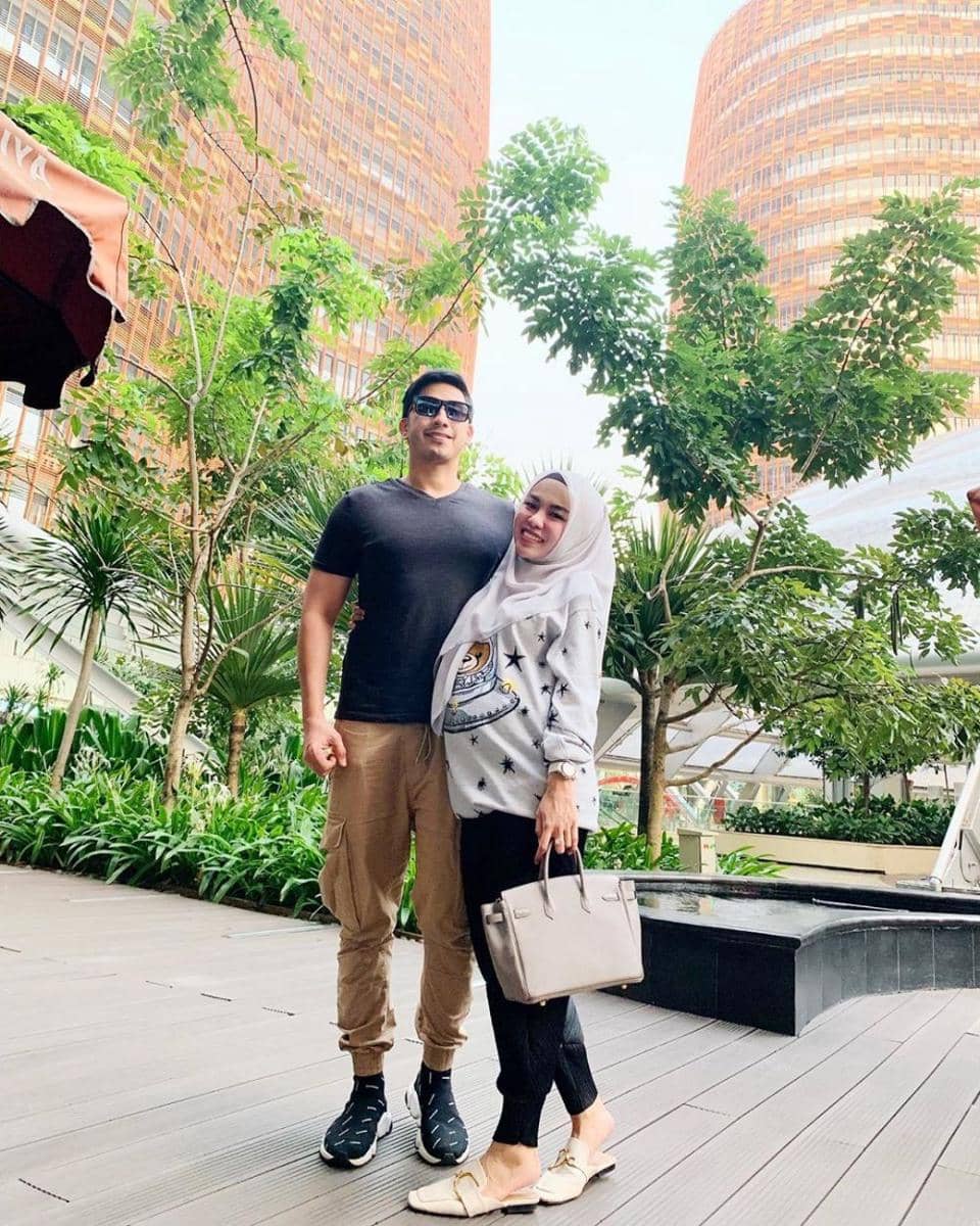 instagram.com/medinazein