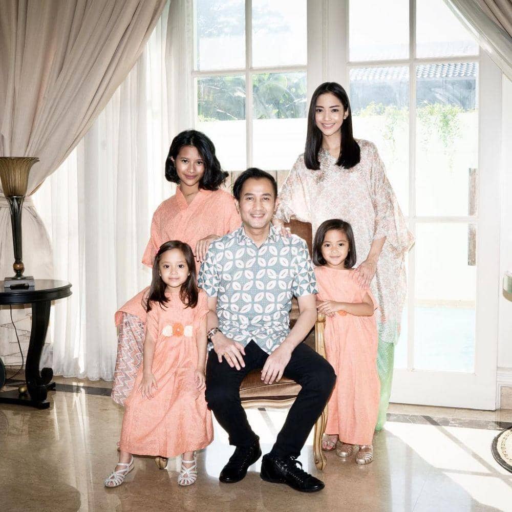 instagram.com/ririndwiariyanti