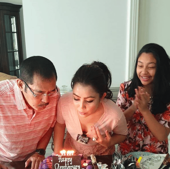 instagram.com/mayangsaritrihatmodjoreal