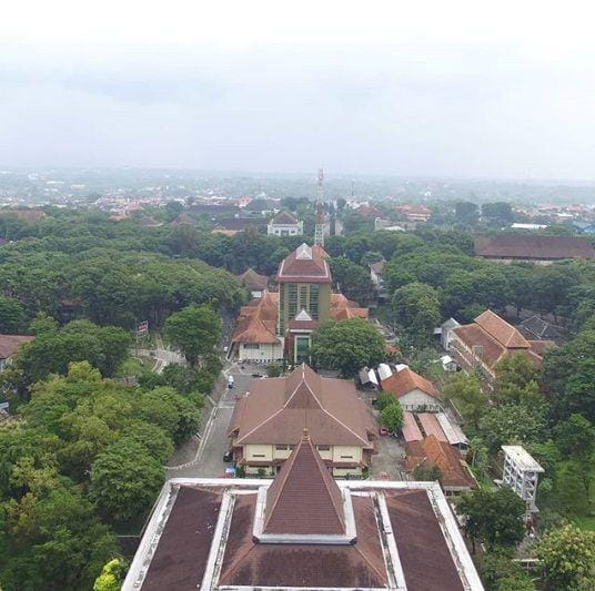 Instagram.com/@uns.official