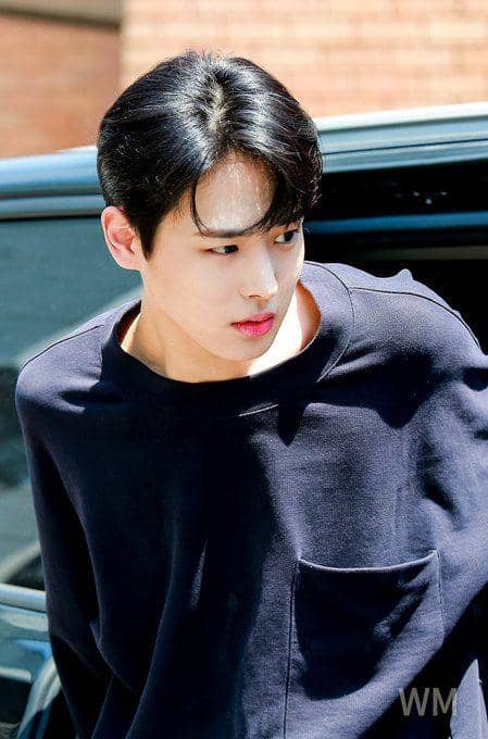 twitter.com/gitanggitt15