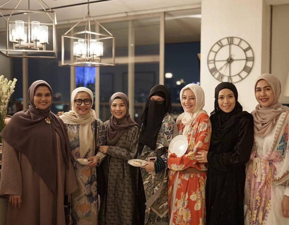 instagram.com/diananurliana/