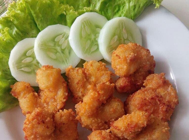 instagram.com/aprinaastanti