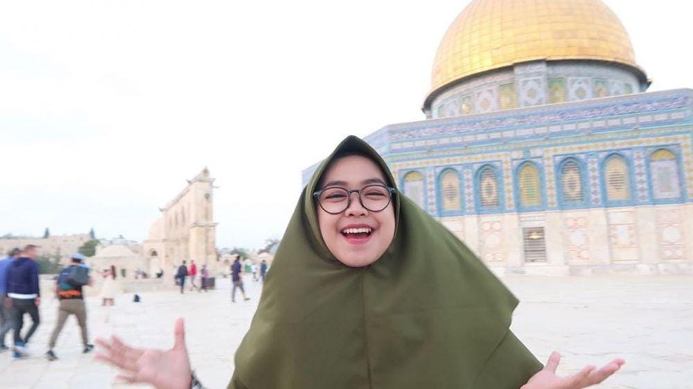 instagram.com/riaricis1795