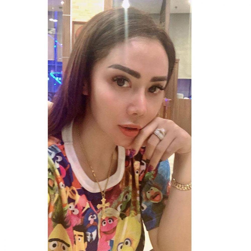 instagram.com/femmypermatasari