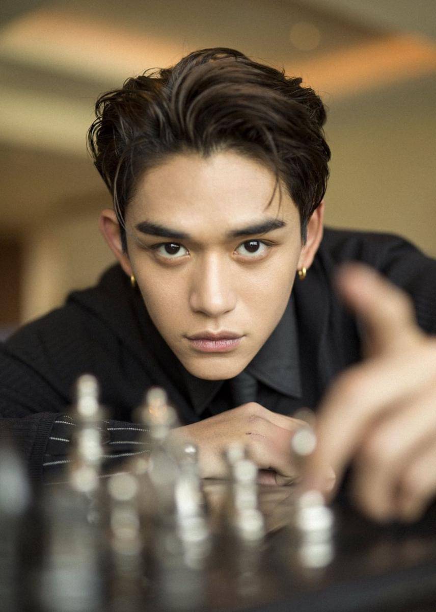 twitter.com/WayV_official