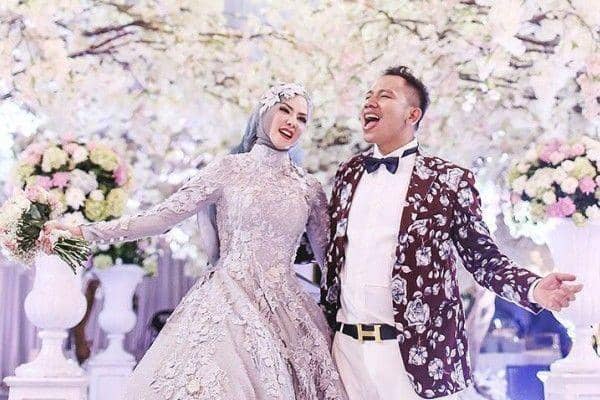 instagram.com/angellelga