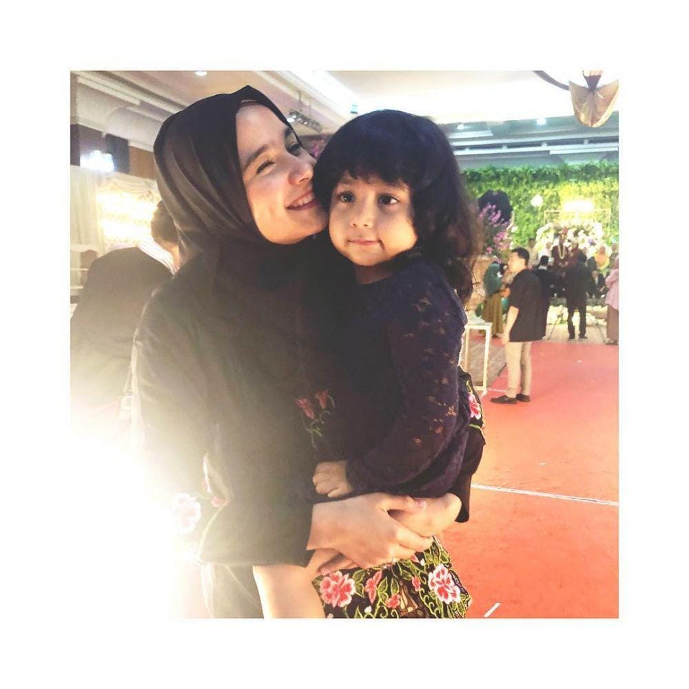 Instagram.com/sonyafatmala