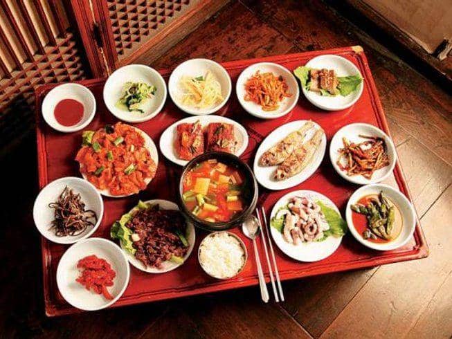 bookculinaryvacations.com