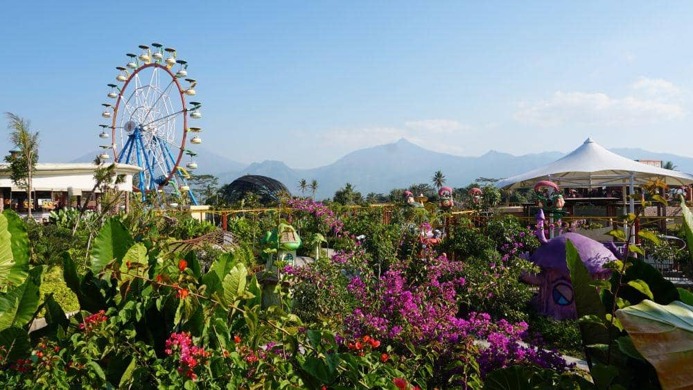 Dok. Saloka Theme Park