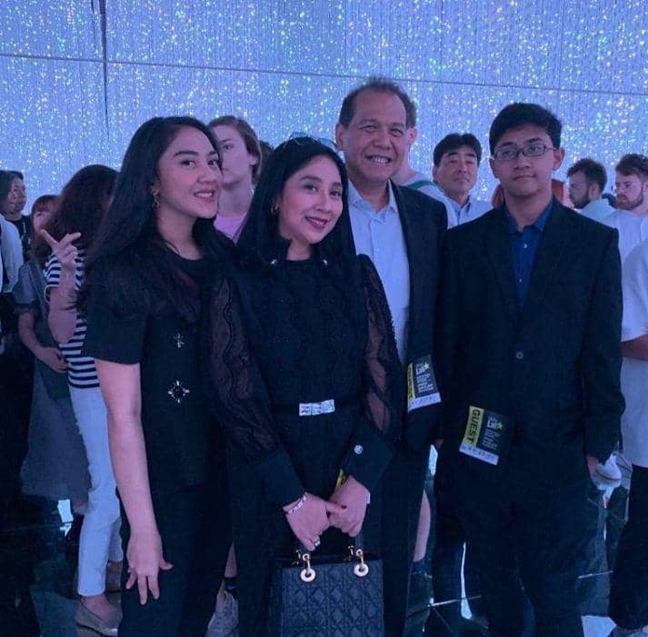 Instagram/anita_chairultanjung