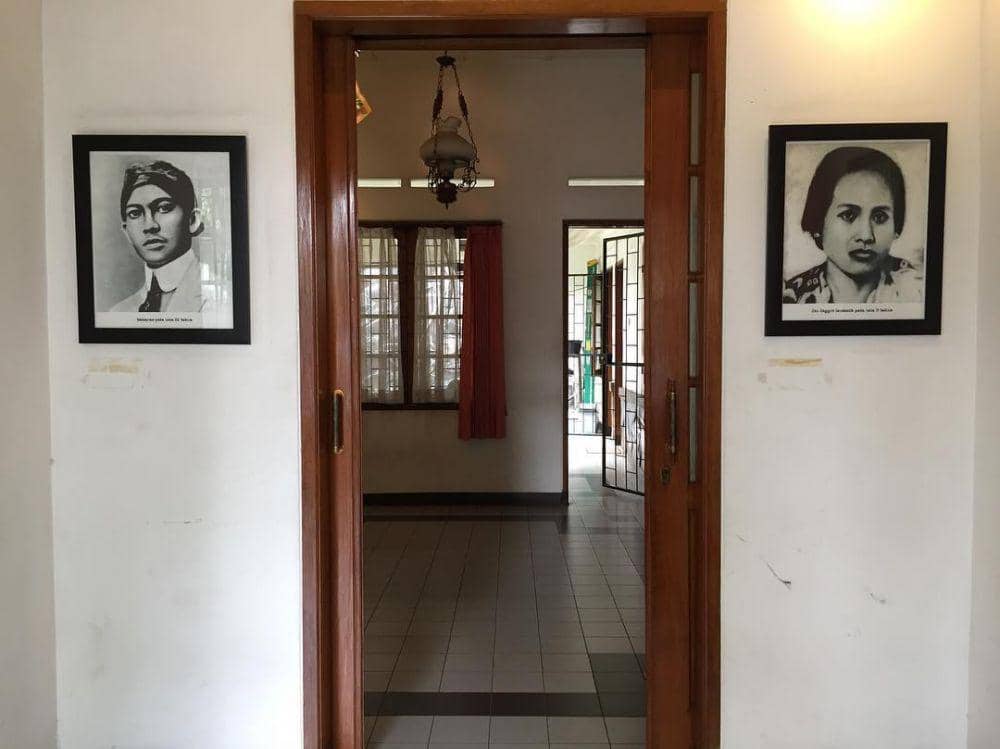 instagram.com/ibuinggitgarnasih