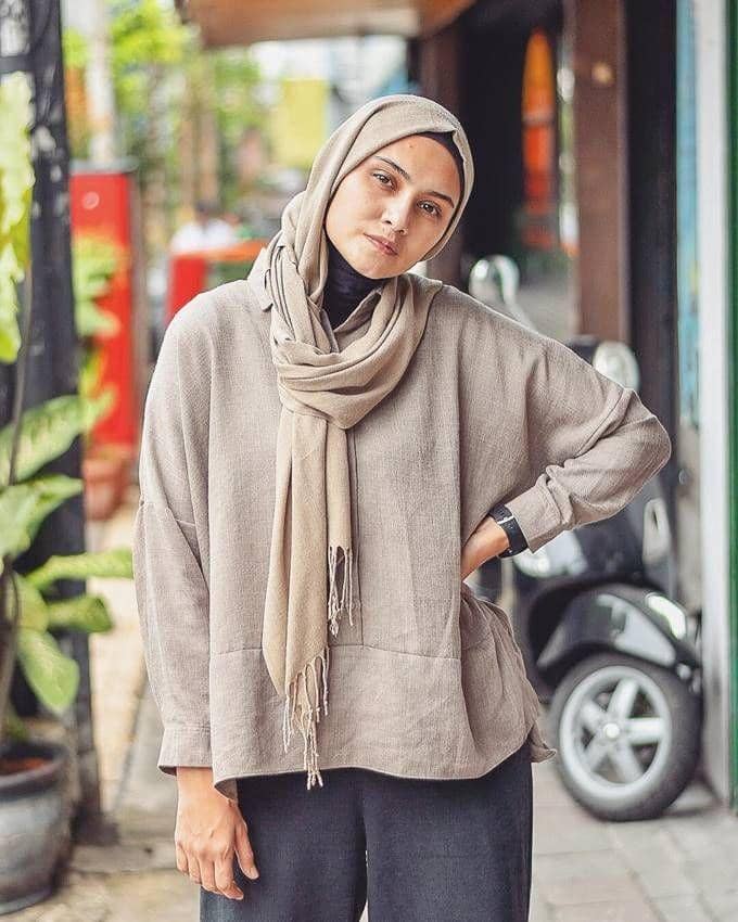 instagram.com/zeezeeshahab/