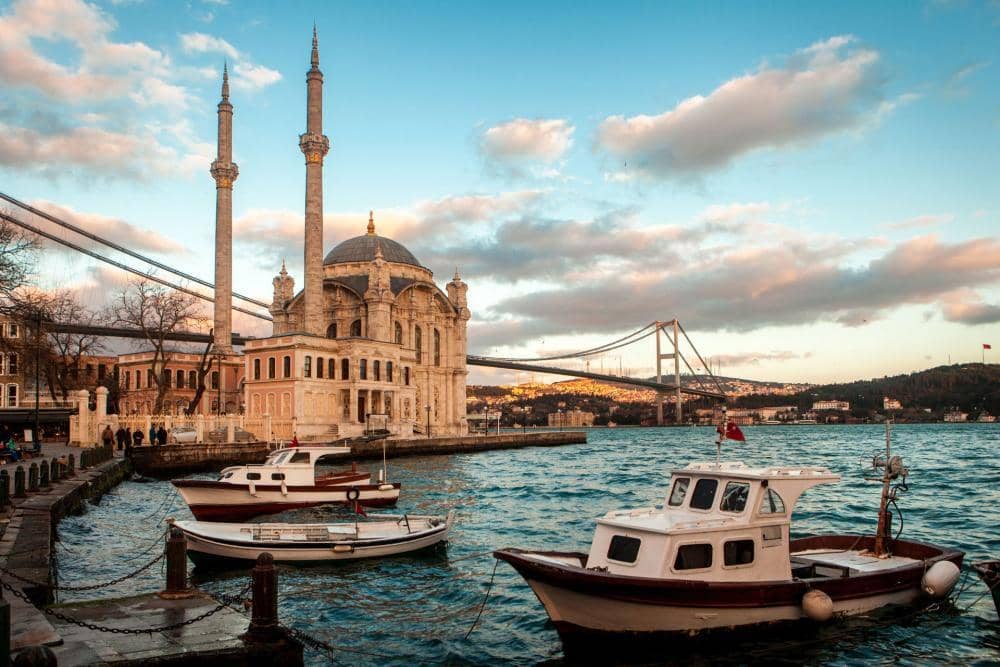 travelguide.michelin.com