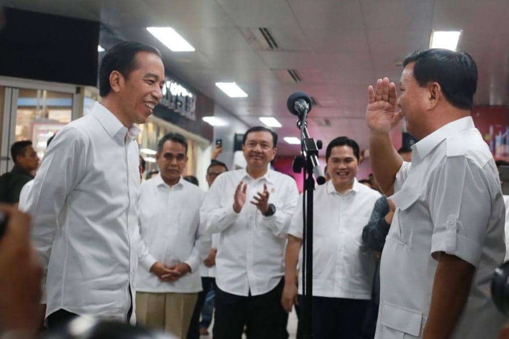 (Prabowo beri hormat kepada Presiden terpilih Joko Widodo) Istimewa