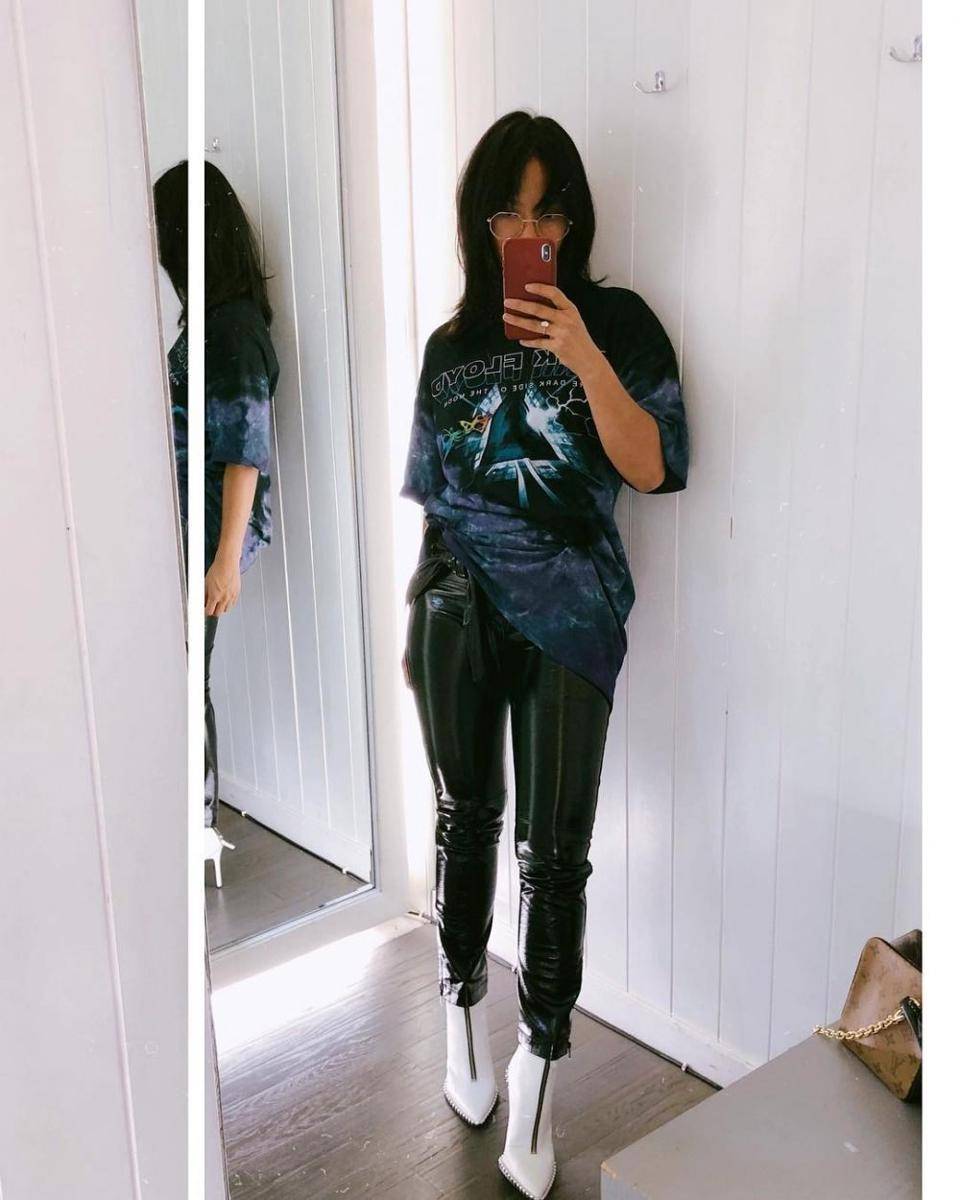 www.instagram.com/tarabasro