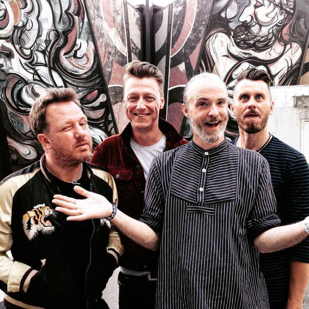 instagram.com/travistheband
