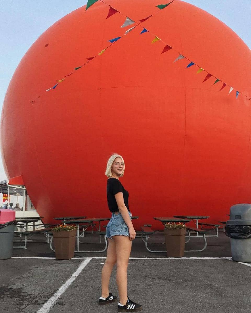 instagram.com/sassycaron