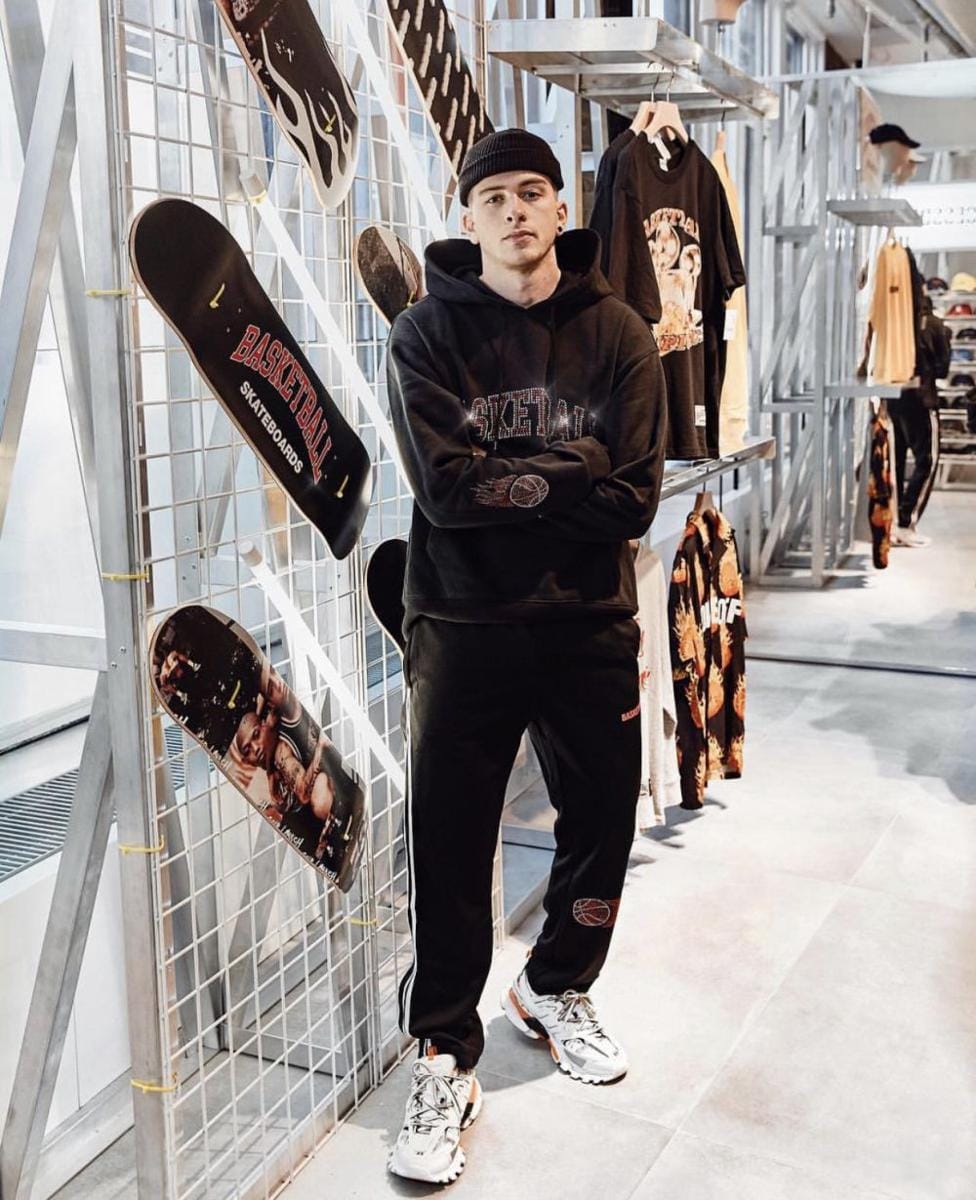 Instagram.com/gallucks