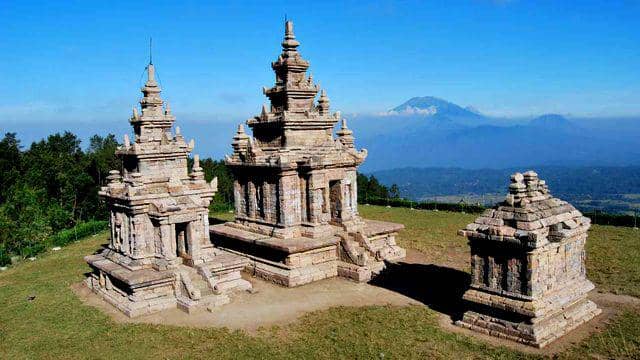 indonesia-tourism.com