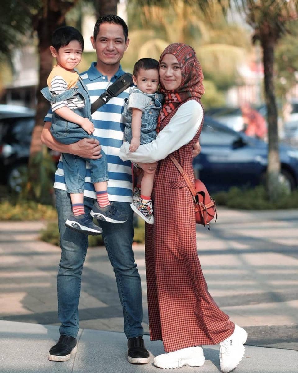 instagram.com/ichasoebandono