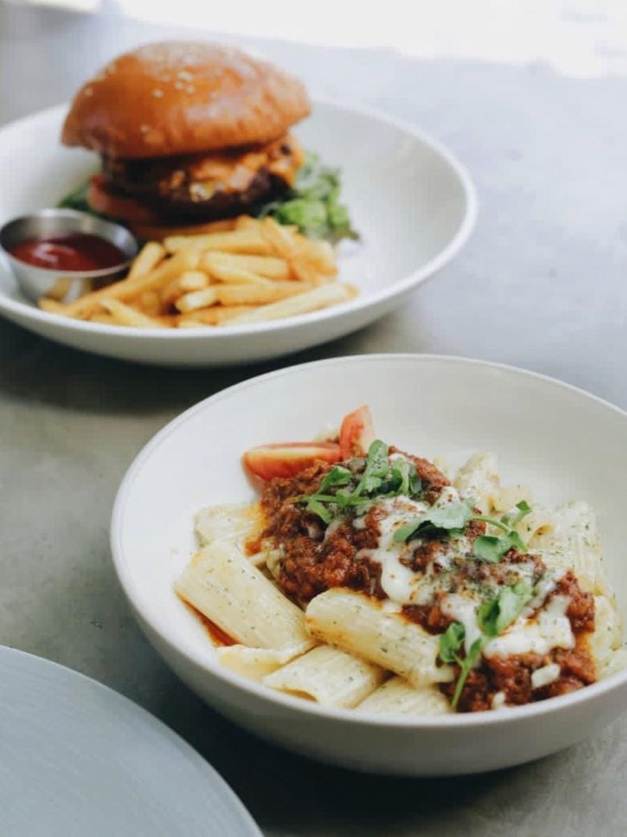 instagram.com/threelogycoffee