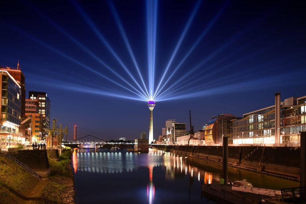 Shutterstock/heikoneumannphotography