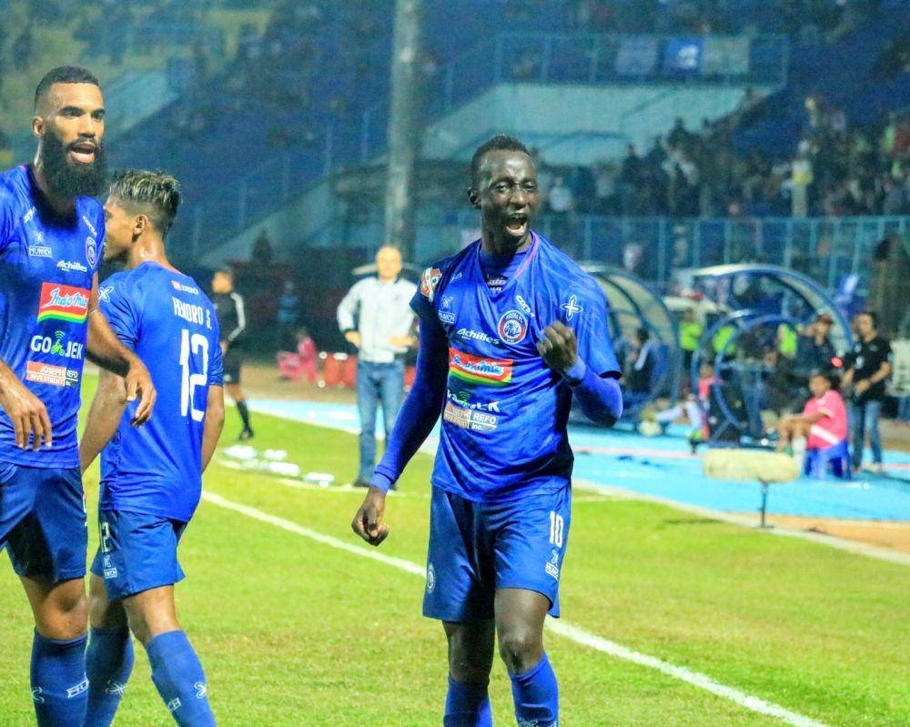 Makan Konate merayakan hattrick yang dicetaknya ke gawang Badak Lampung FC musim lalu. IDN Times/ Alfi Ramadana