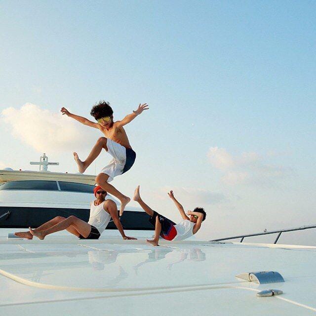 Instagram/hrithikroshan