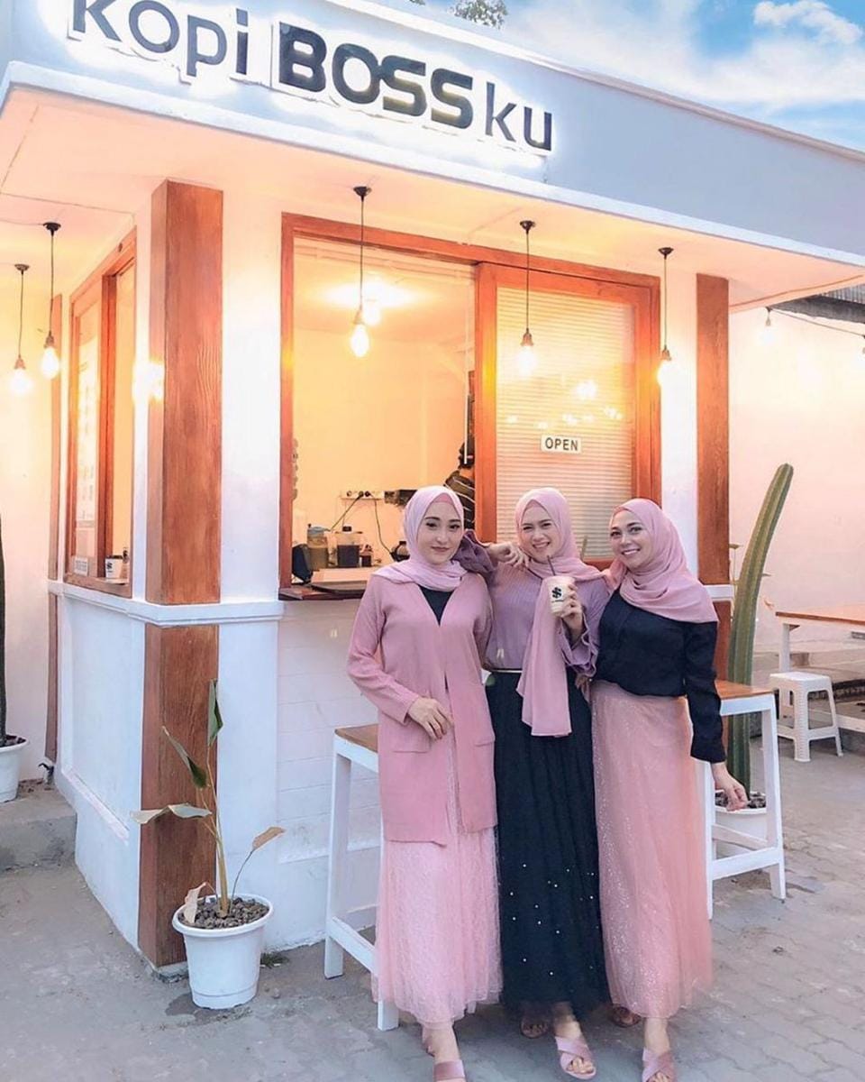 instagram.com/zarvabarbie