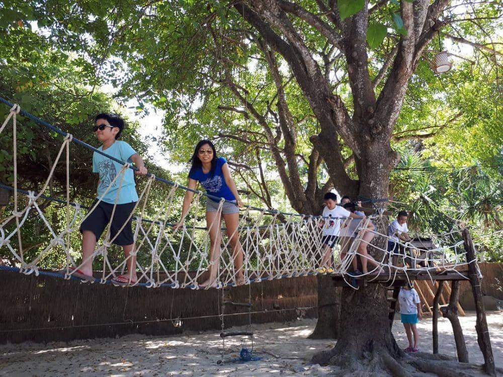 Instagram.com/evy.susandra