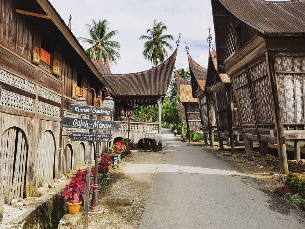 instagram.com/nabilaadivamyesha/