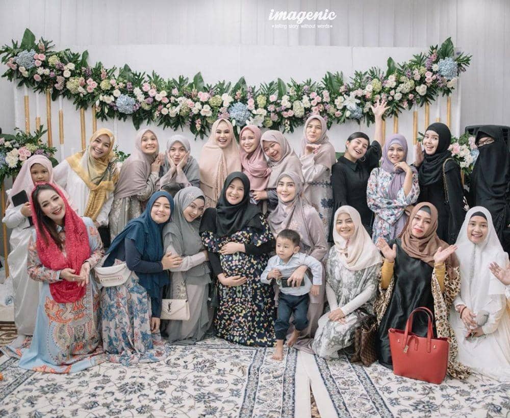 Instagram.com/kartikaputriworld